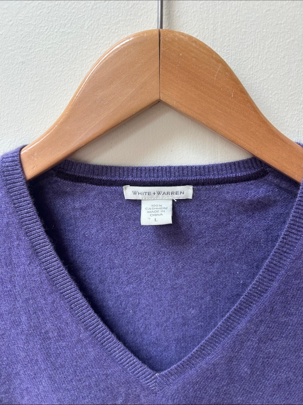 White + Warren Cashmere V Neck Sweater